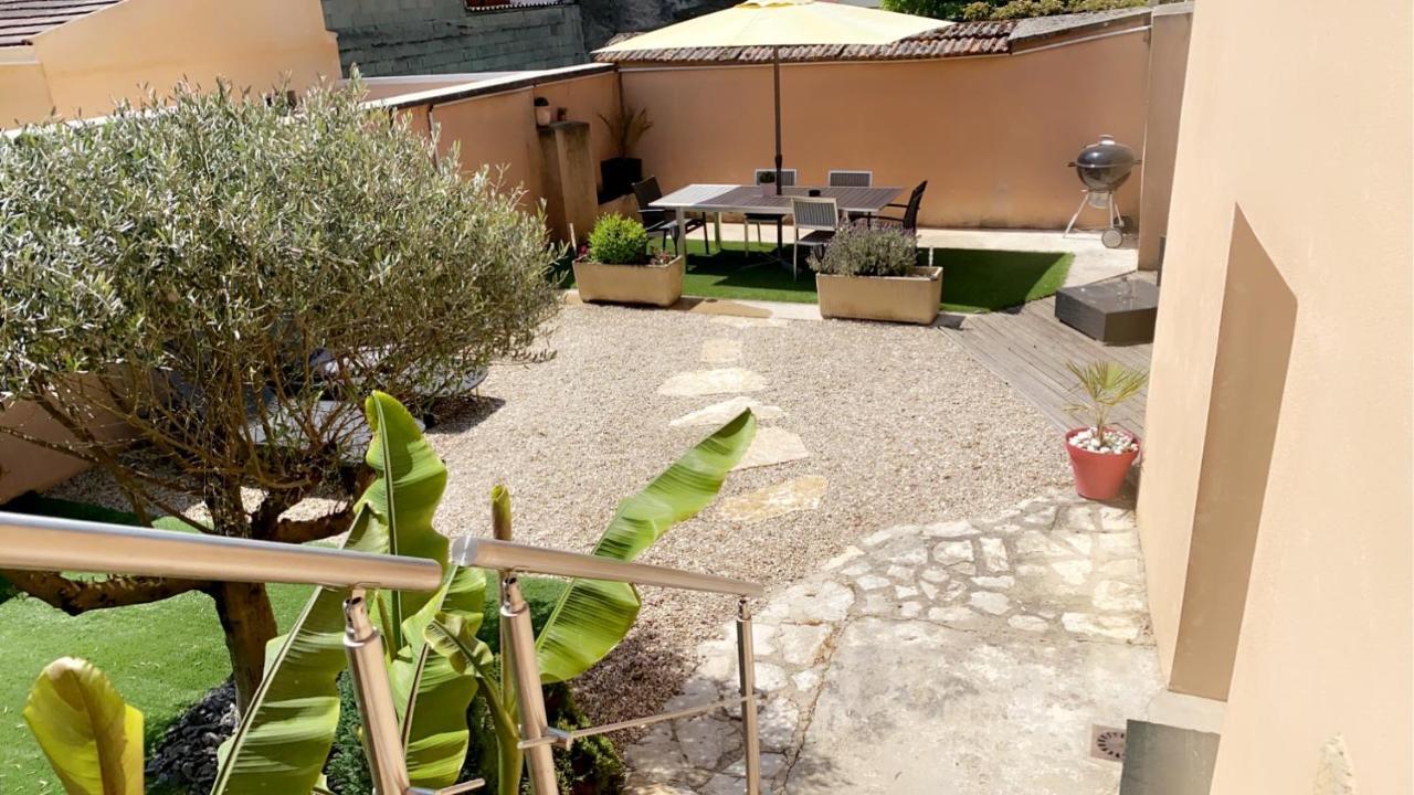 Maison D Helene Villy  Exteriör bild