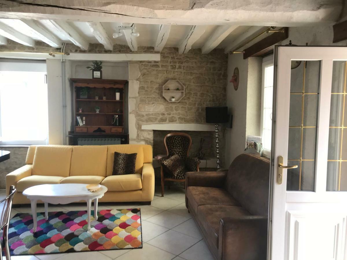 Maison D Helene Villy  Exteriör bild